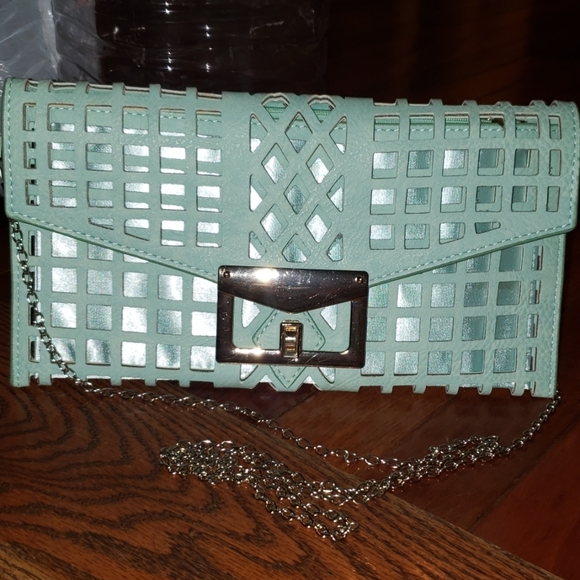 Teal Purse - Picture 1 of 3
